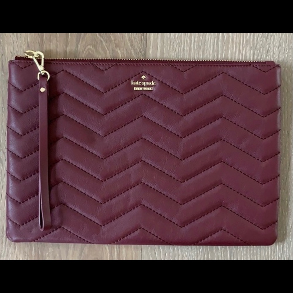 New Kate Spade Reese Park Finley Wristlet Clutch NEVER USED